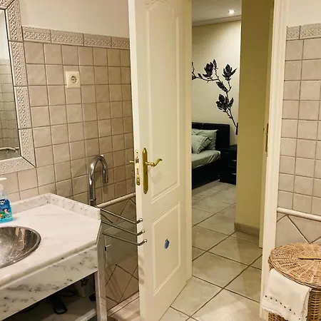 Seaside 1Bdr W 2 Bathrooms, Ac, Pool *