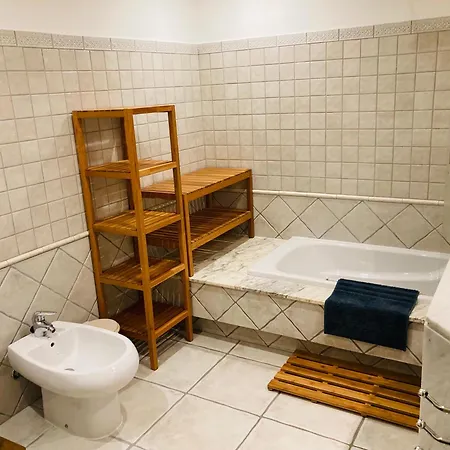 Seaside 1bdr W 2 Bathrooms, Pool *