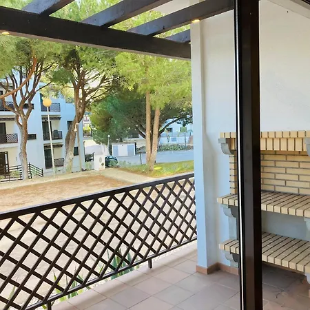 Seaside 1bdr W 2 Bathrooms, Pool Albufeira