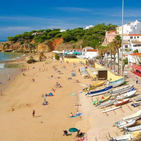 Seaside 1bdr W 2 Bathrooms, Ac, Pool Апартаменты